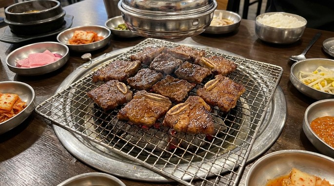 Galbi (Marinated Korean BBQ Ribs)