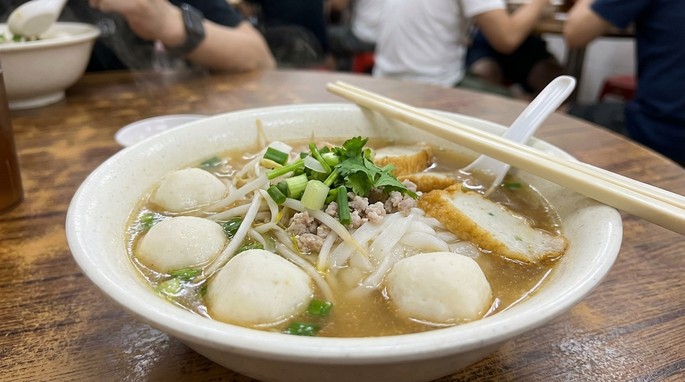 Fish Ball Noodles