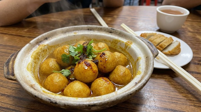 Curry Fish Balls