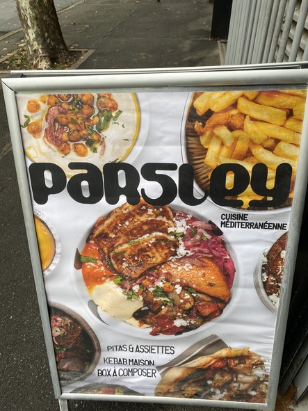 PARSLEY - KEBAB MAISON ET PITAS À MONTREUIL