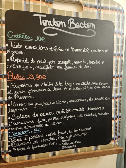 Tonton Becton I La table d'hôtes I Porte de Versailles