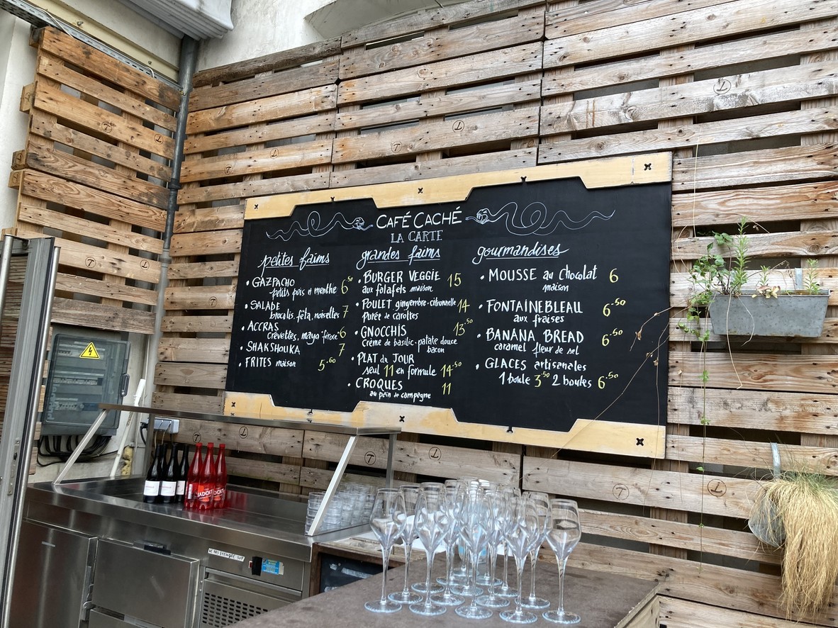 Café Caché menu 1