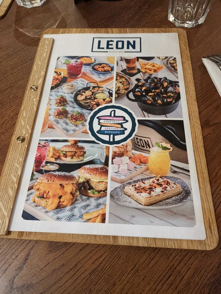 Léon Fish Brasserie - 维利耶苏尔马恩