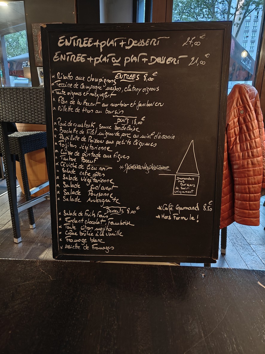 L'entre-potes - Cuisine inventive et Pub menu 1