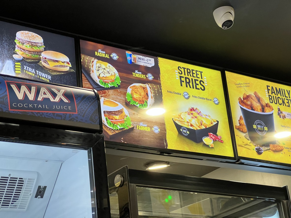 Chicken Street Paris 19 Naan & Fried Chicken menu 3
