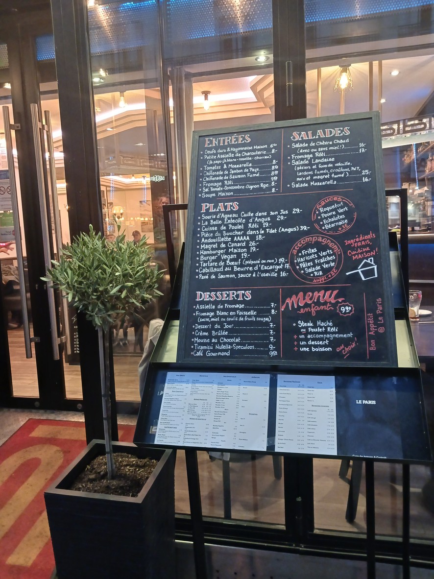Le Paris menu 1