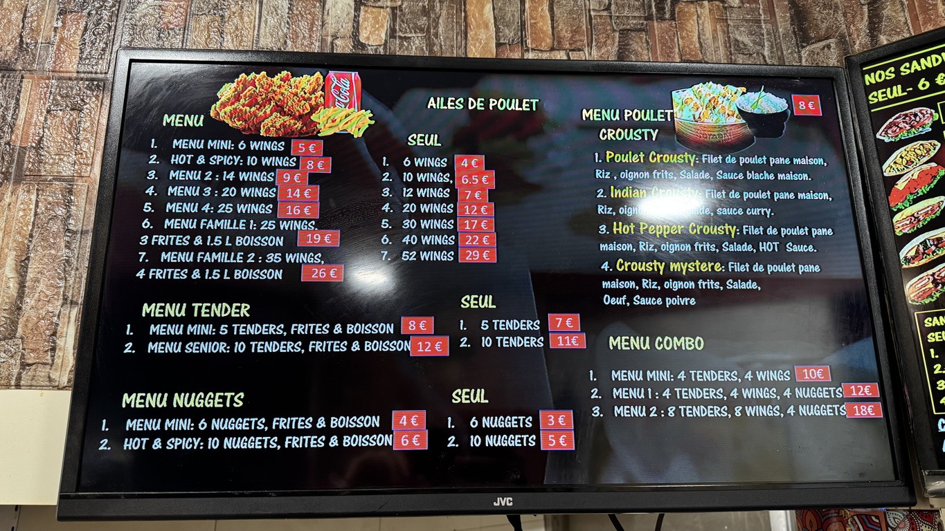 Le 15E Pizza menu 3