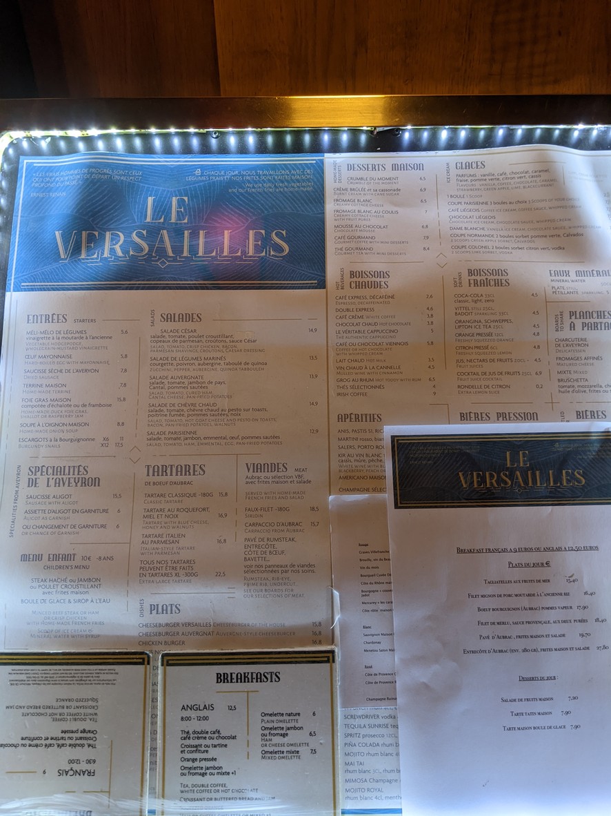 Le Versailles menu 1