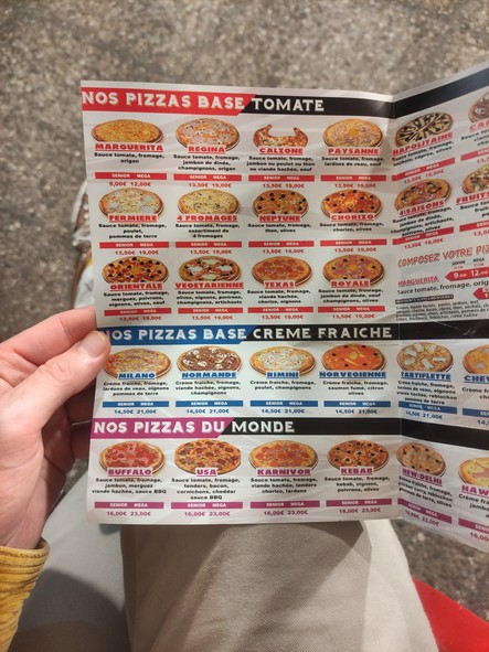 CHARLETY PIZZA