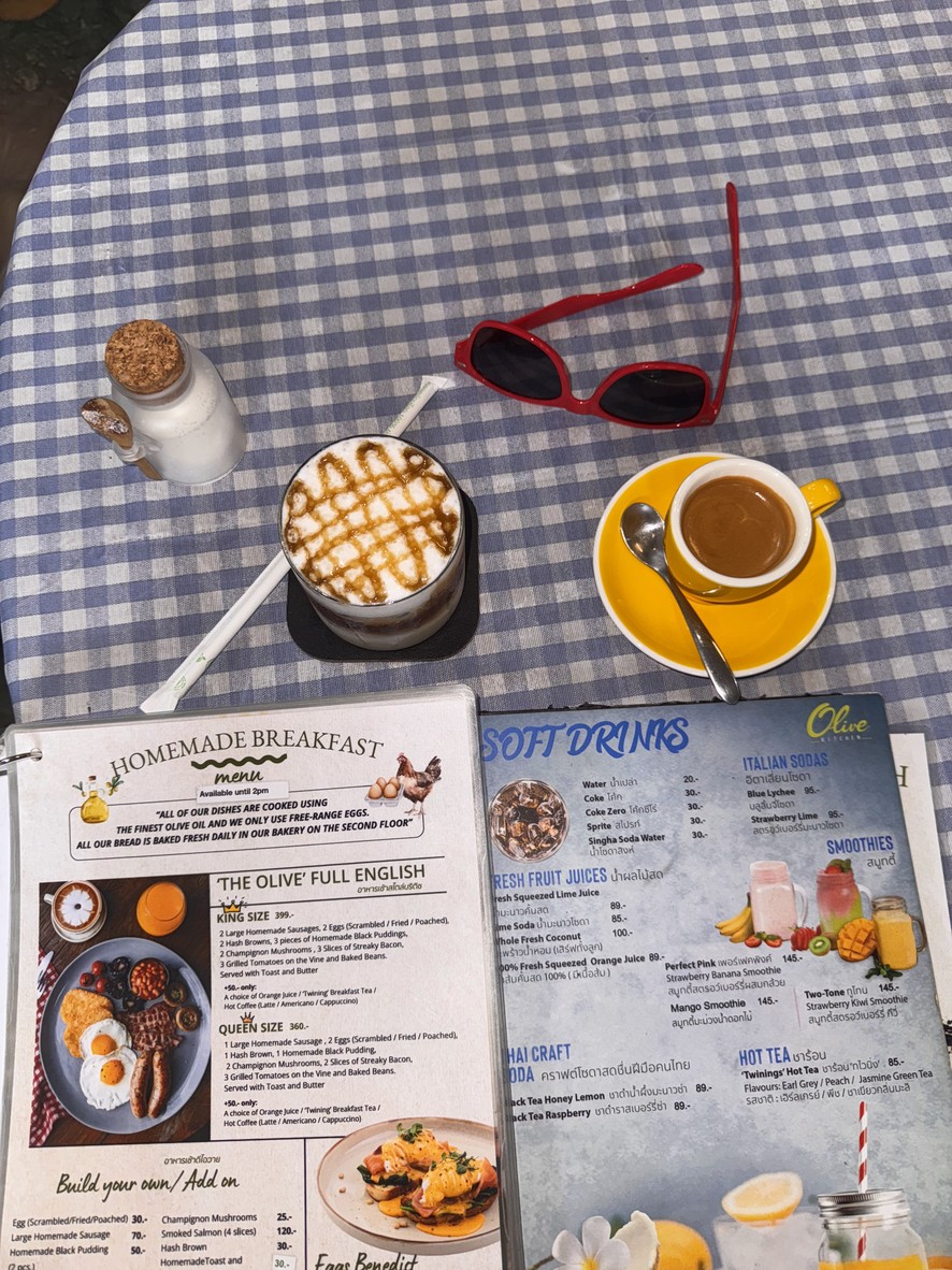 THE BRANCH Sourdough Sandwiches.Coffee.Cake & Juice menu 1