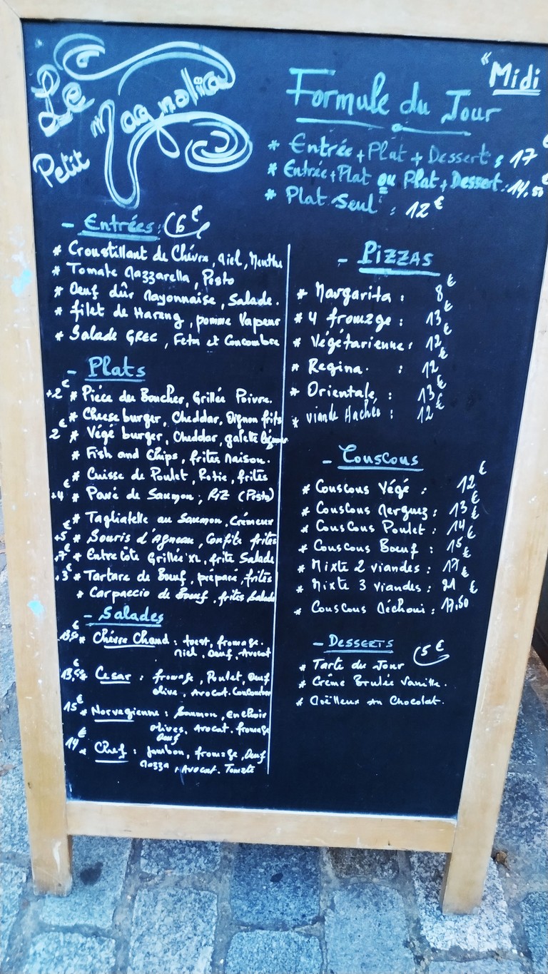 Le Petit Magnolia Café menu 1