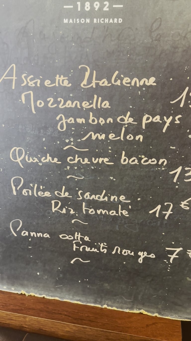 Au Rendez-Vous des Artistes menu 3