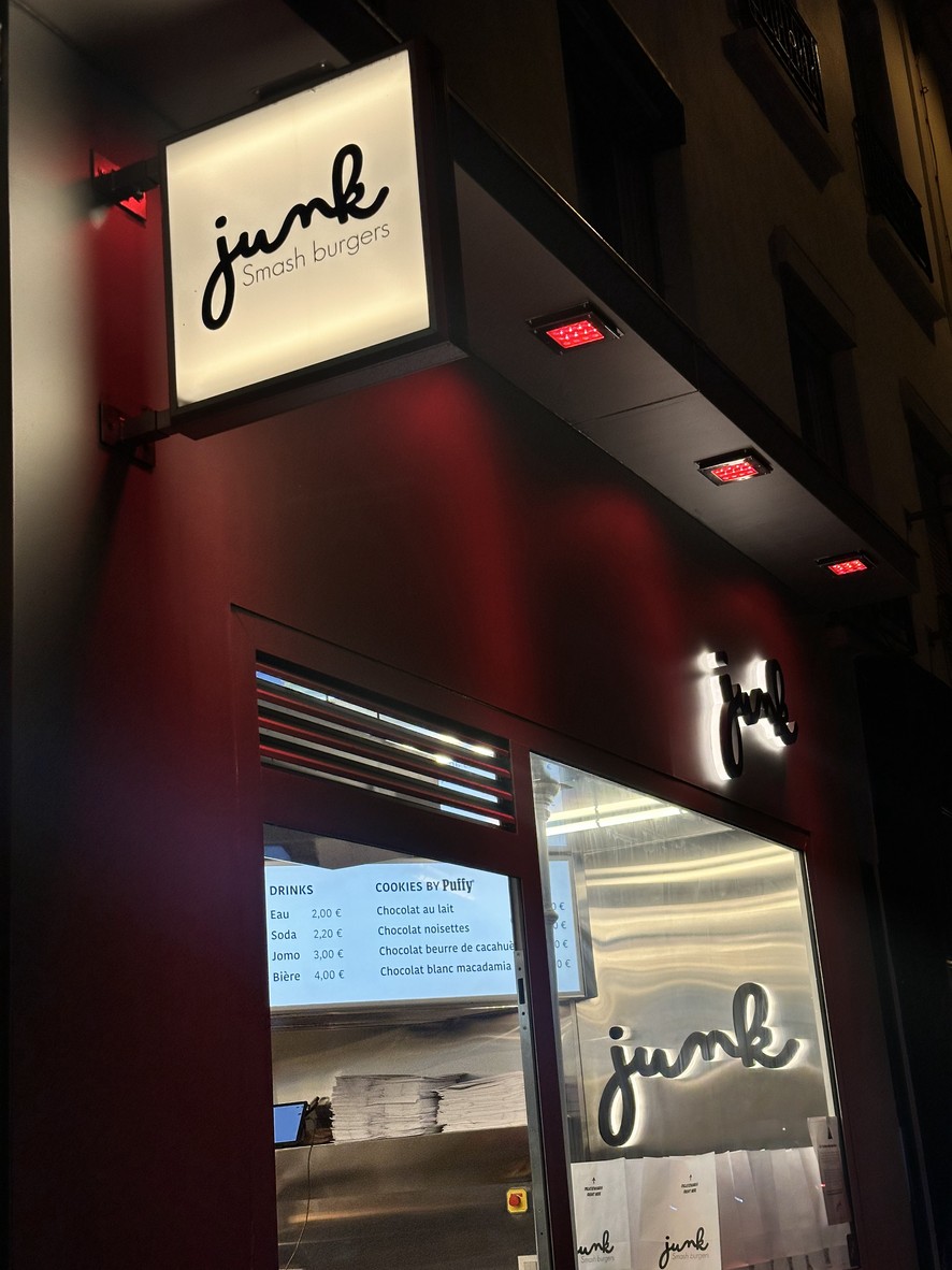 JUNK SÈVRES menu 2