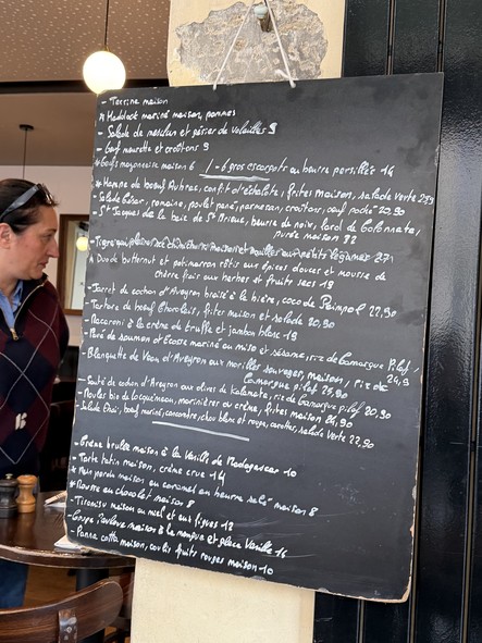 Le Café Dumas